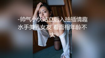 【新片速遞】 这俩闺蜜真会玩，同性女女互搞！御姐型美眉玩弄萝莉闺蜜喷水了，带上假鸡巴插萝莉闺蜜，俩人也就20岁左右，非常嫩 