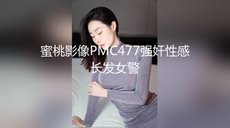 路边小按摩店花了1500元把样子清纯按摩妹约到宾馆草第一次外出对着陌生人妹子放不开