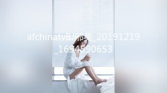  美女少妇在厨房吃鸡啪啪 想做饭了 老公说下面先吃饱了干活有精神 无套输出 内射