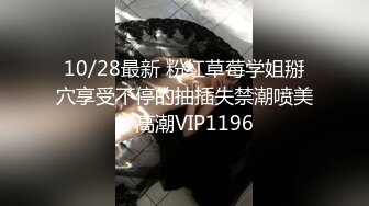 步行街一路跟踪抄底多位极品高颜值时尚小姐姐 (10)