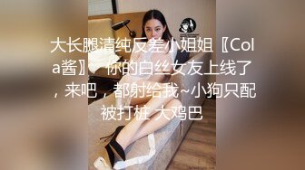   诱人的风骚少妇黑丝露脸让小哥在厨房里草，深喉交大鸡巴，让小哥按在窗边爆草抽插