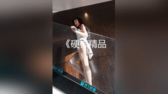 [2DF2] 淫妻公园露出 长椅人前自慰 老公实在忍不住了 上来捅了几十下 2[BT种子]