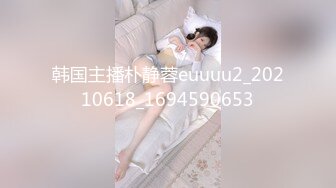 新流出全景后拍 漂亮的长发小少妇 屁股真是肥 适合后入打桩