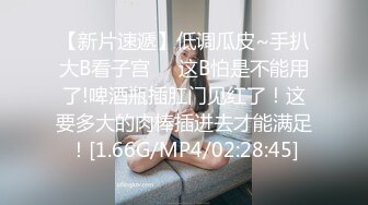 老婆不在家和小姨子偷情， 她说各种姿势草这样可以操久一点