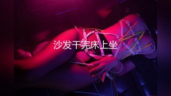 女友自慰，骚的不行