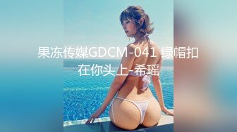 (fc3143205)ボディ看護学生はニコニコ笑顔でチポの世話をし (1)