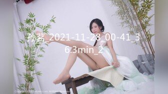 STP32372 一個溫柔的小女人深夜陪狼友發騷，全程露臉漏著騷奶子互動，道具蹂躏騷穴不停抽插，表情好騷呻吟可射別錯過